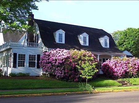 Harrison House Bed And Breakfast Корвалис Екстериор снимка